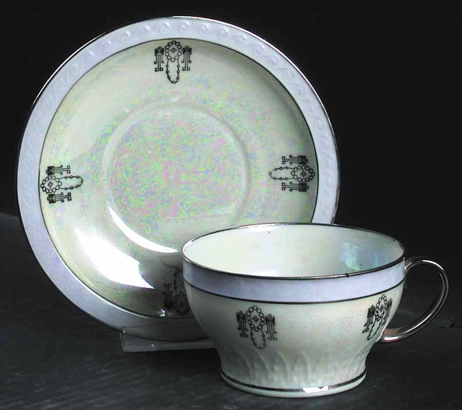 OHM36 Flat Cup & Saucer Set by Hermann Ohme-1