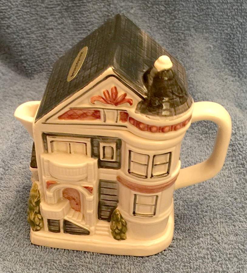 Victorian House Teapot & Lid by Otagiri-1