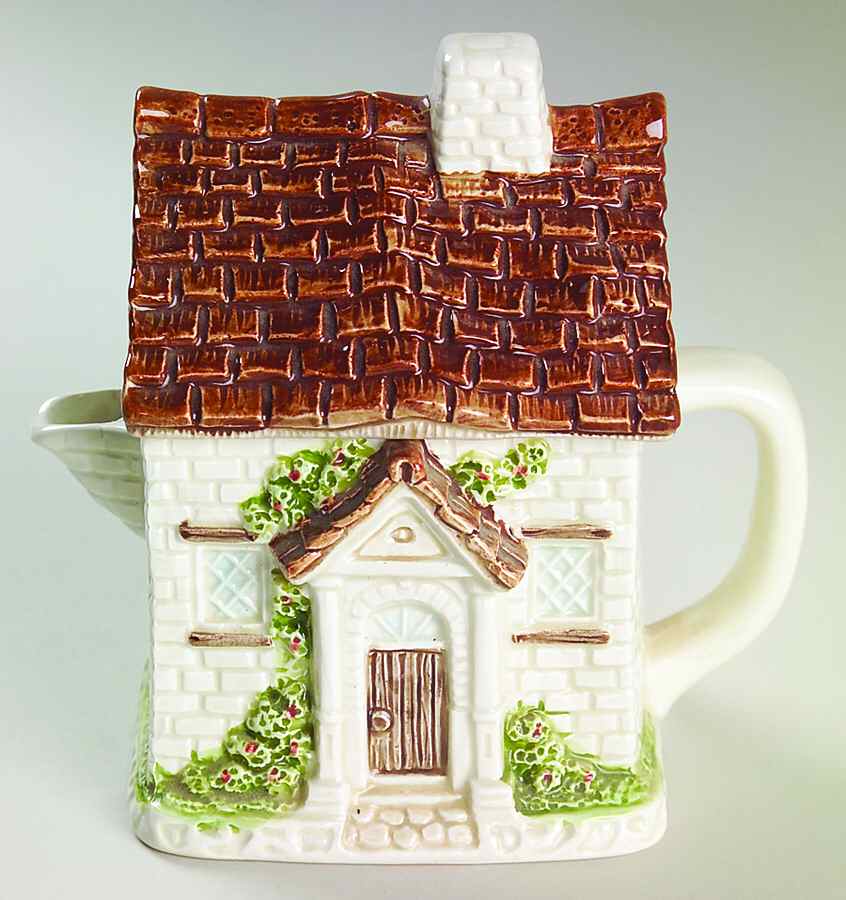 Victorian House Creamer & Lid by Otagiri-1