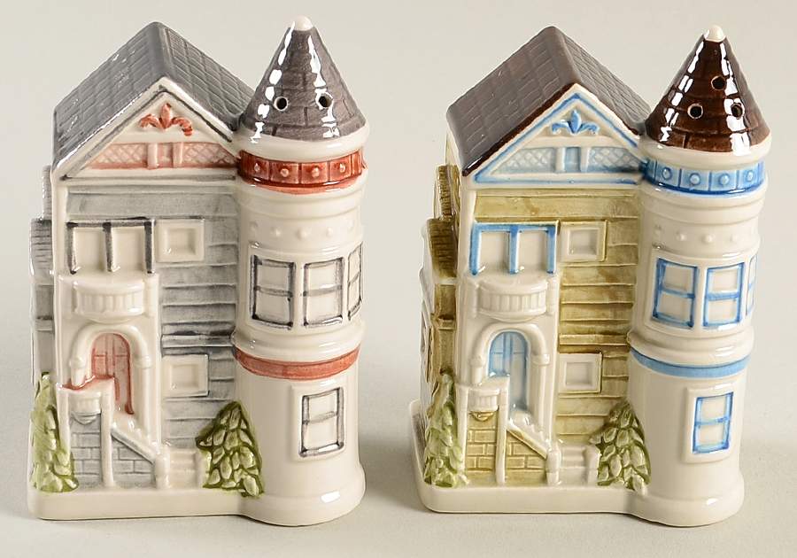 Victorian House Salt & Pepper Set by Otagiri-1