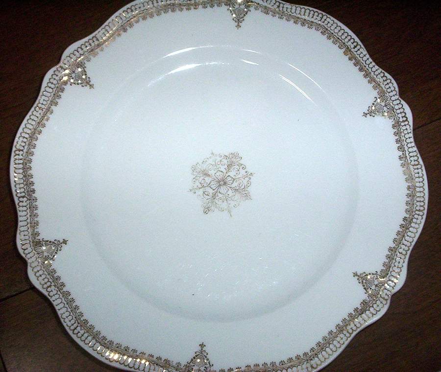 OSG144 Dinner Plate by Oscar & Edgar Gutherz-1