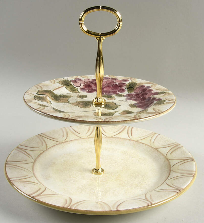 Veneto 6 5/8"-10"  2 Tiered Serving Tray (Dp, Sp) HC by Oneida-1