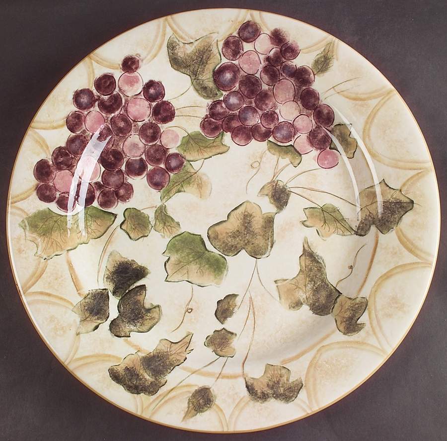 Veneto 12" Chop Plate (Round Platter) by Oneida-1