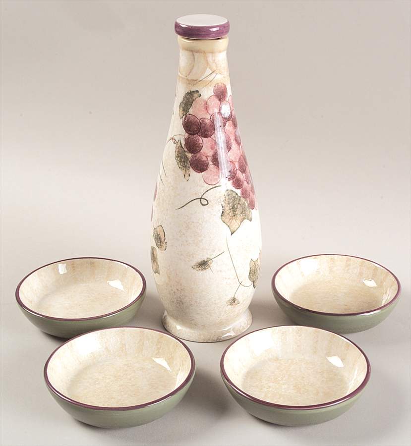 Veneto Oil Jar/Cruet with 4 Dipping Bowls by Oneida-1