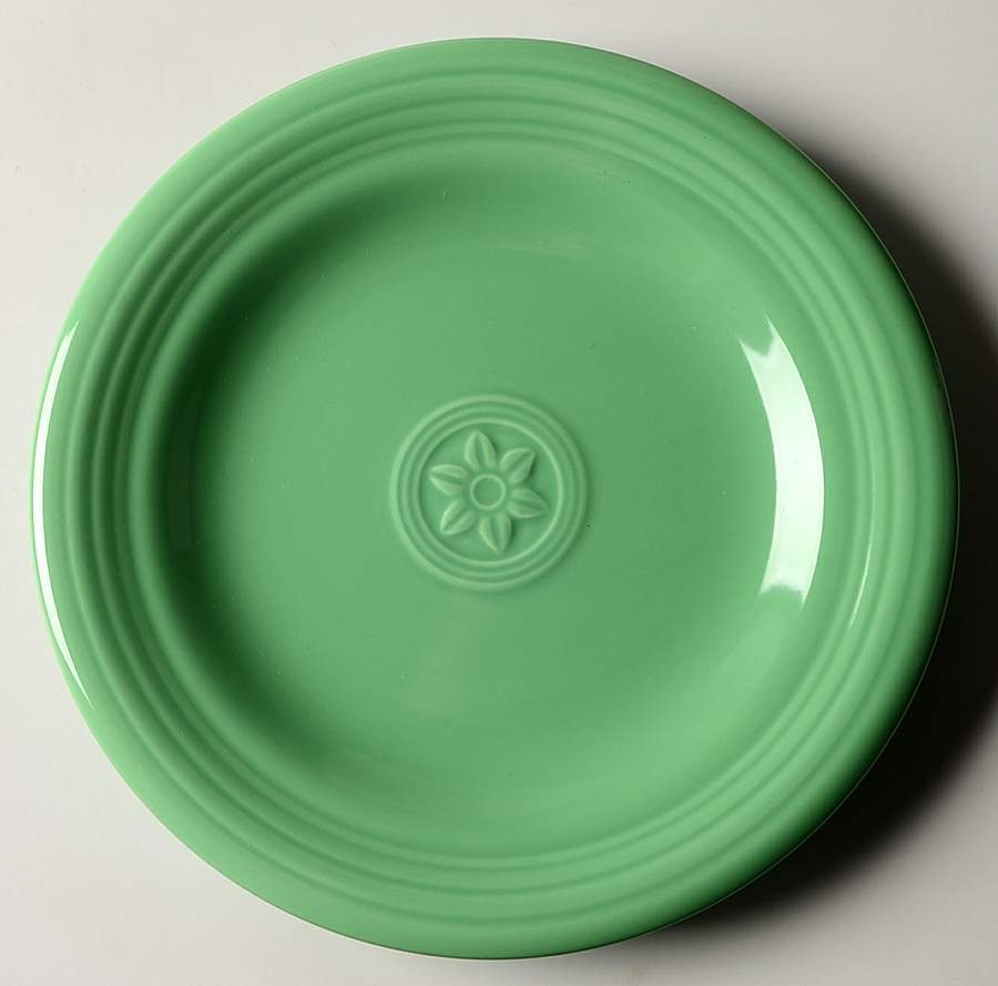 Petals Sea Foam Salad Plate by Oneida-1