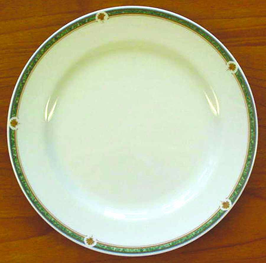 Laurel Dinner Plate by Oneida-1