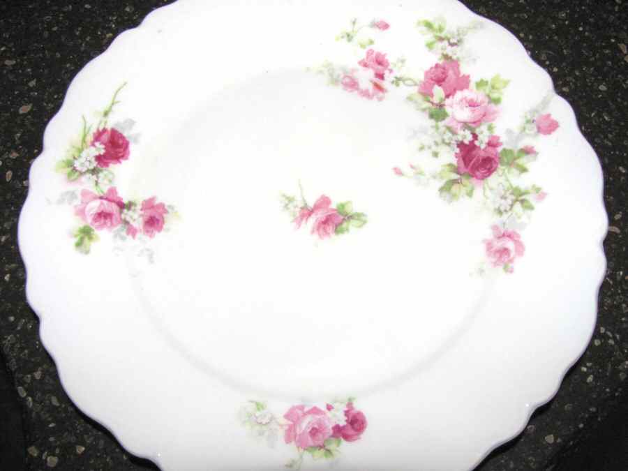 OSG164 Salad Plate by Oscar & Edgar Gutherz-1