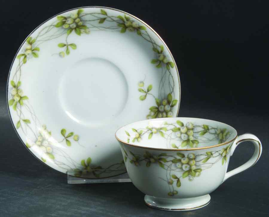 OHT5 Footed Cup & Saucer Set by Ohata-1