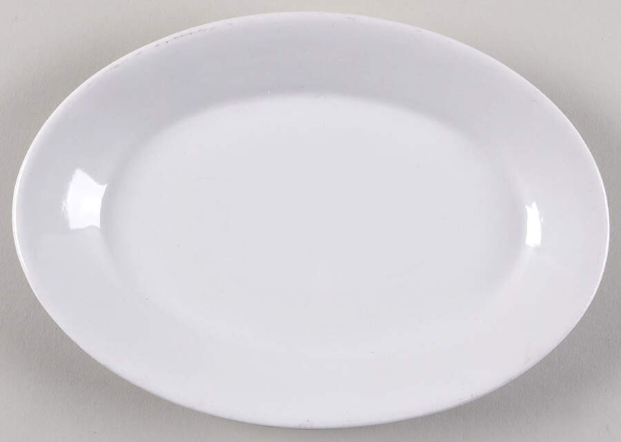 Crown Rego White 9" Oval Serving Platter by Oneida-1