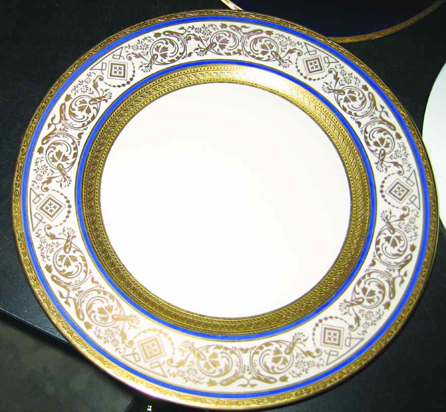 OVI21 Dinner Plate by Ovington's-1
