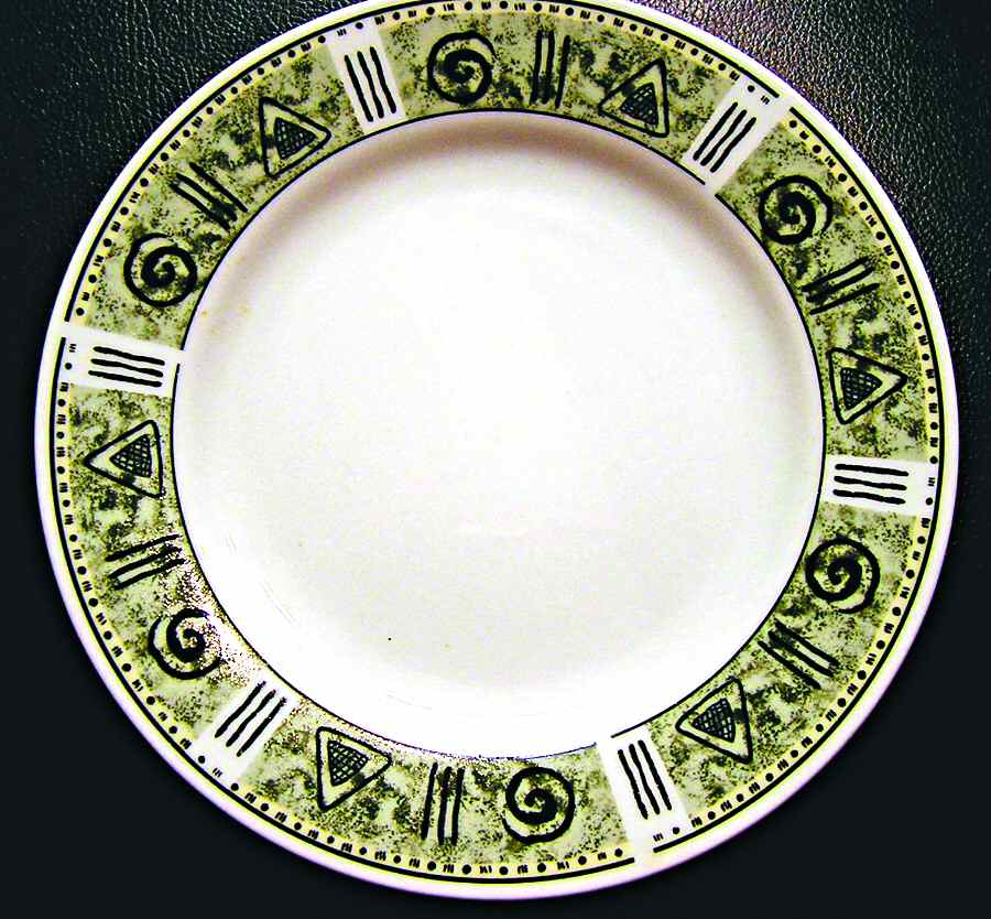 Aztec Dinner Plate by Oneida-1