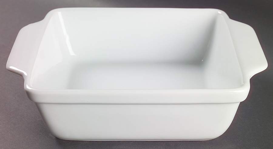 Toms Diner 11" Square Baker by Oneida-1