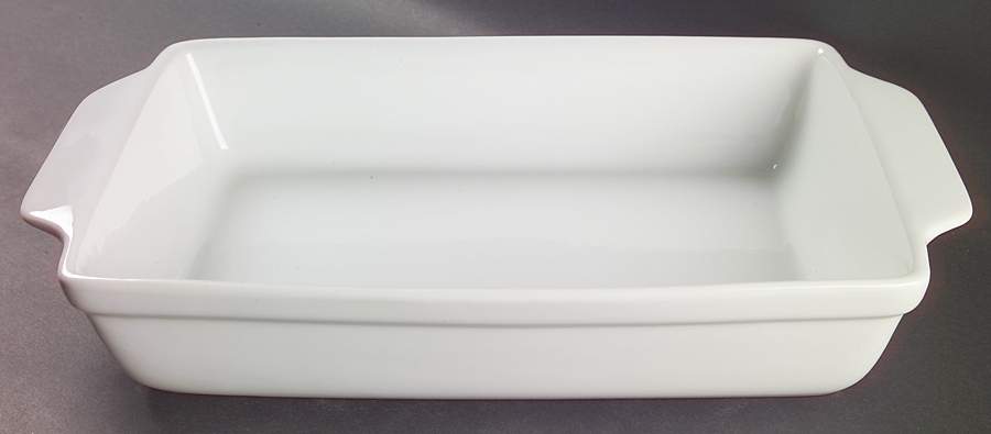 Toms Diner 15" Rectangular Baker by Oneida-1