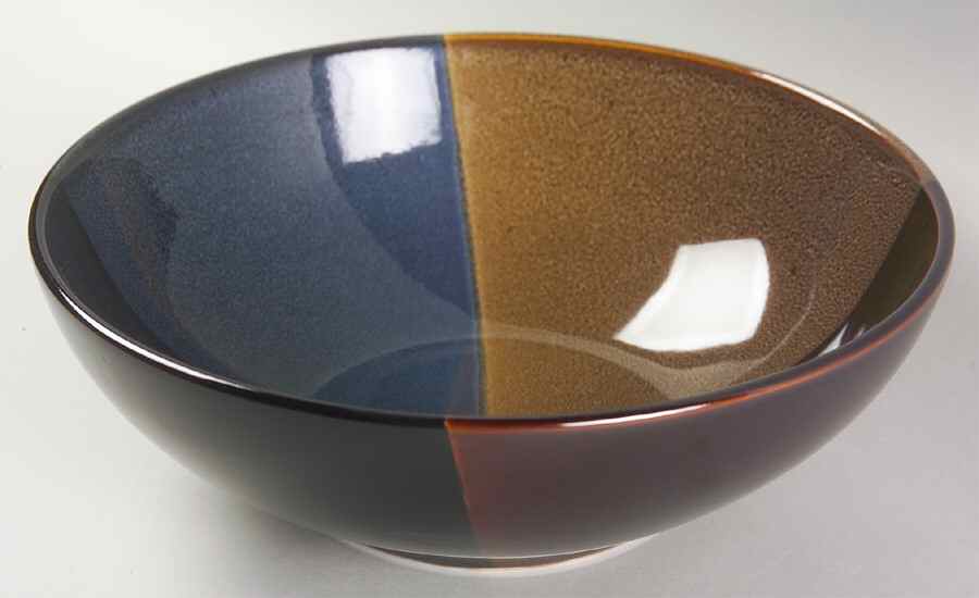 Cubism 9" Round Serving Bowl by Oneida-1