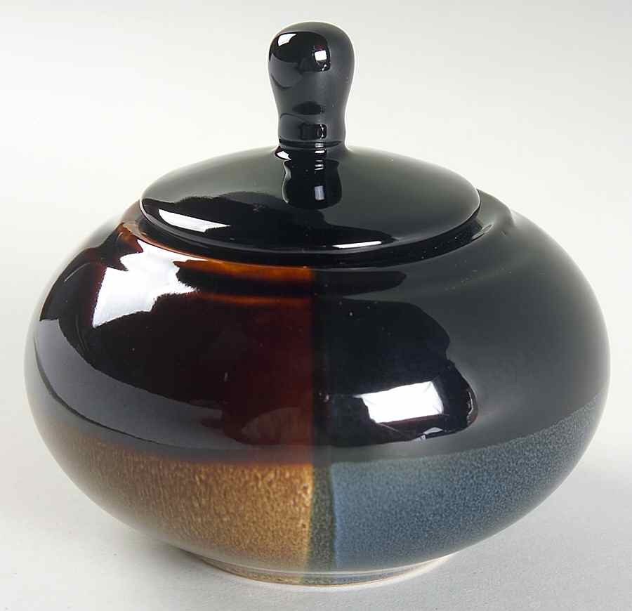Cubism Sugar Bowl & Lid by Oneida-1