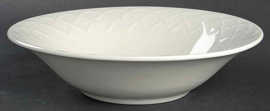 Picnic 9" Round Vegetable Bowl by Oneida-1