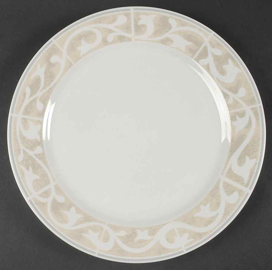 Windsor Dinner Plate by Oneida-1