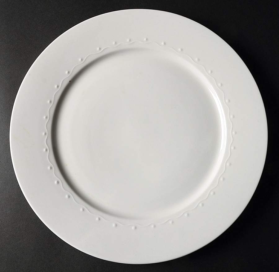 Icing 12" Chop Plate (Round Platter) by Oneida-1