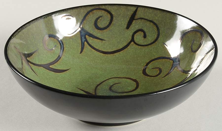 Solare Green 9" Round Vegetable Bowl by Oneida-1