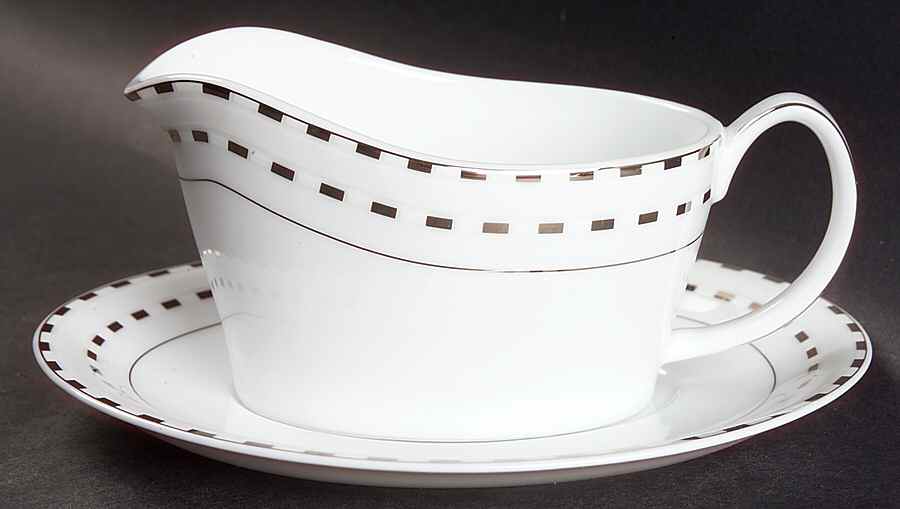 Couplet Gravy Boat & Underplate by Oneida-1