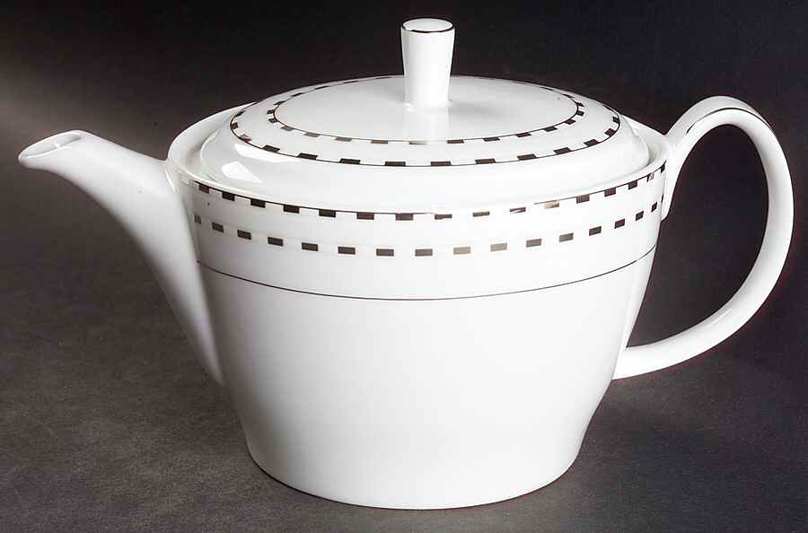 Couplet Teapot & Lid by Oneida-1