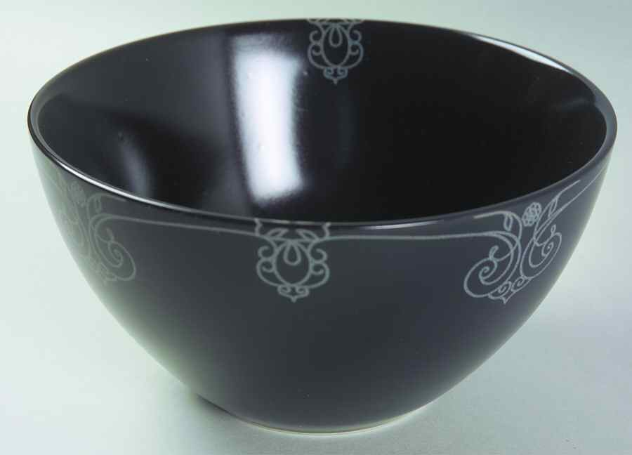 Renaissance Black Soup/Cereal Bowl by Oneida-1