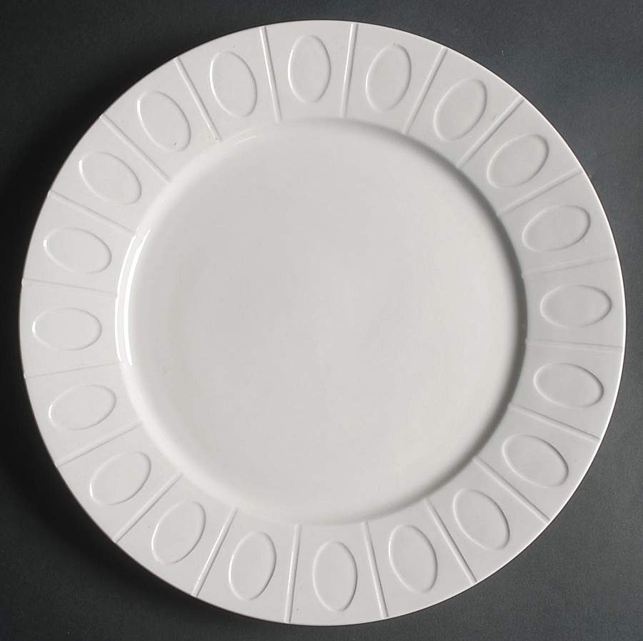 Oval Dots 12" Chop Plate (Round Platter) by Oneida-1