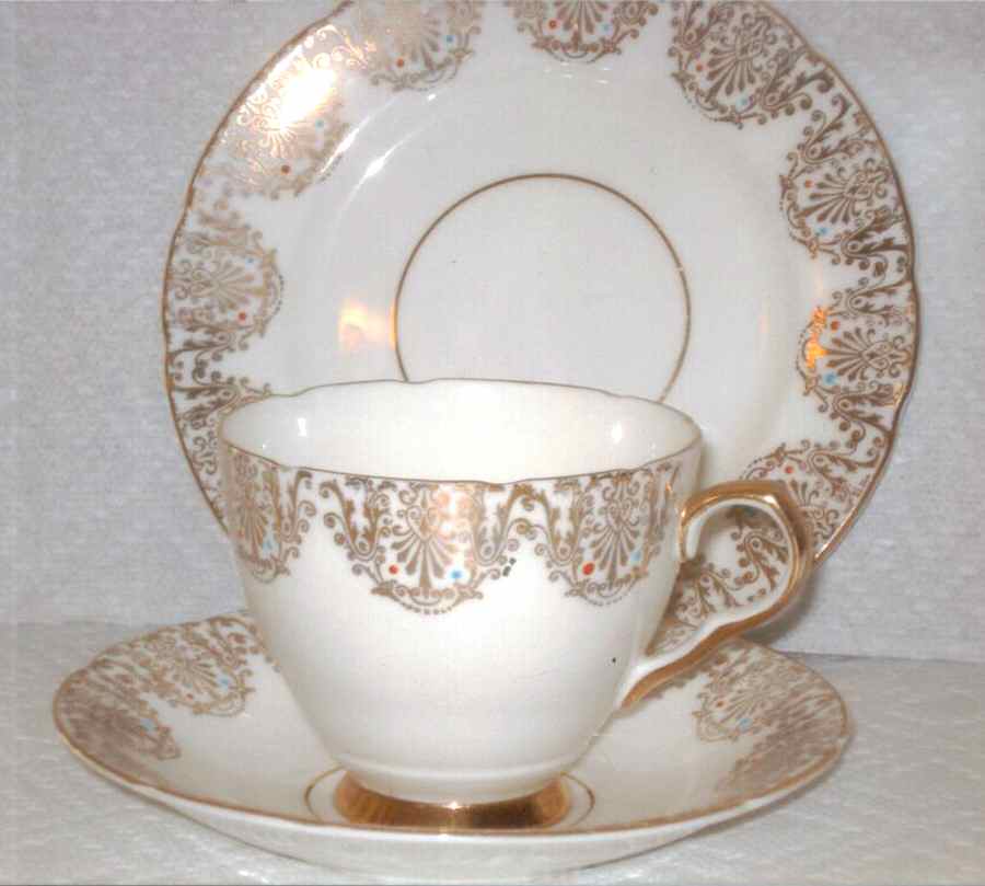 3521 Footed Cup & Saucer Set by Old Royal (England)-1