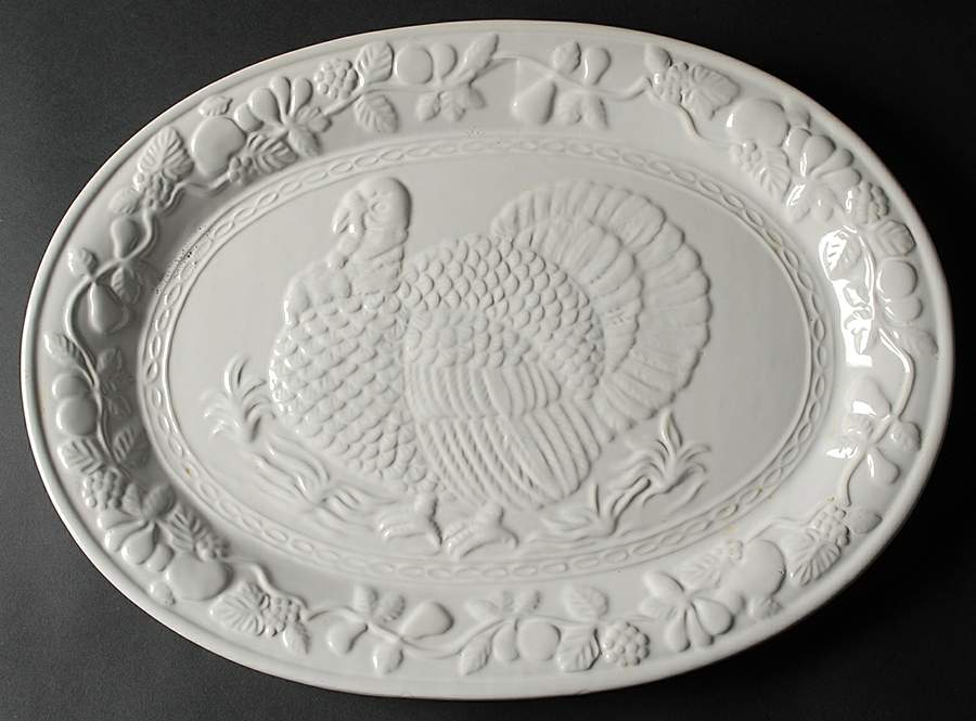 ONE20 18" Oval Serving Platter by Oneida-1