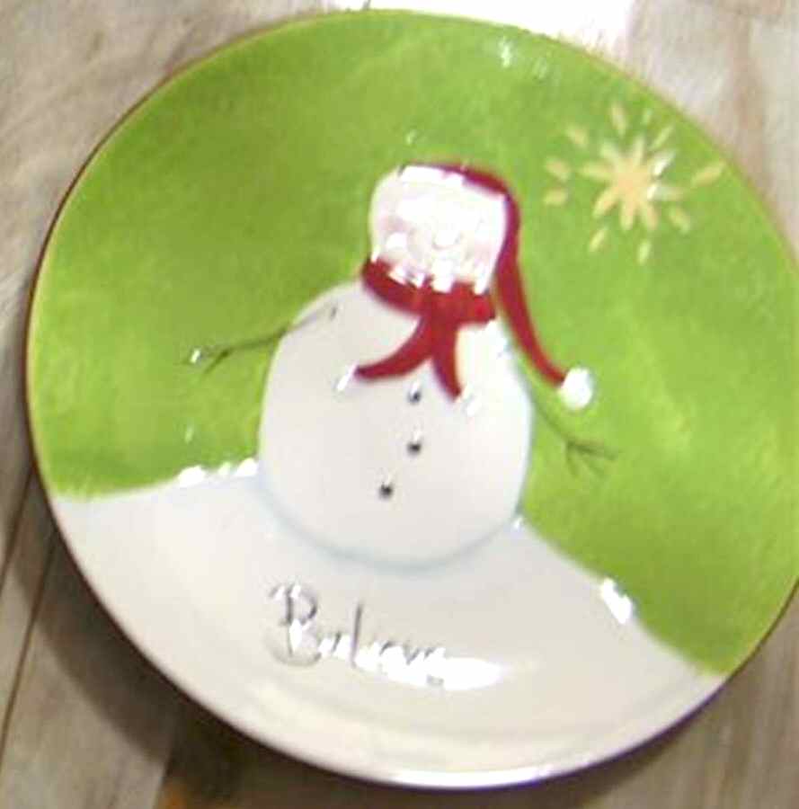 Merry Friends Salad Plate by Oneida-1