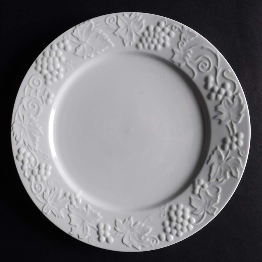 Chardonnay Dinner Plate by Oneida-1
