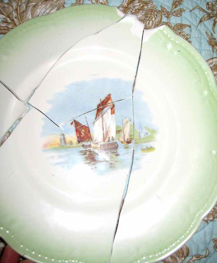 OWE27 Dinner Plate by Edward J Owen China-1