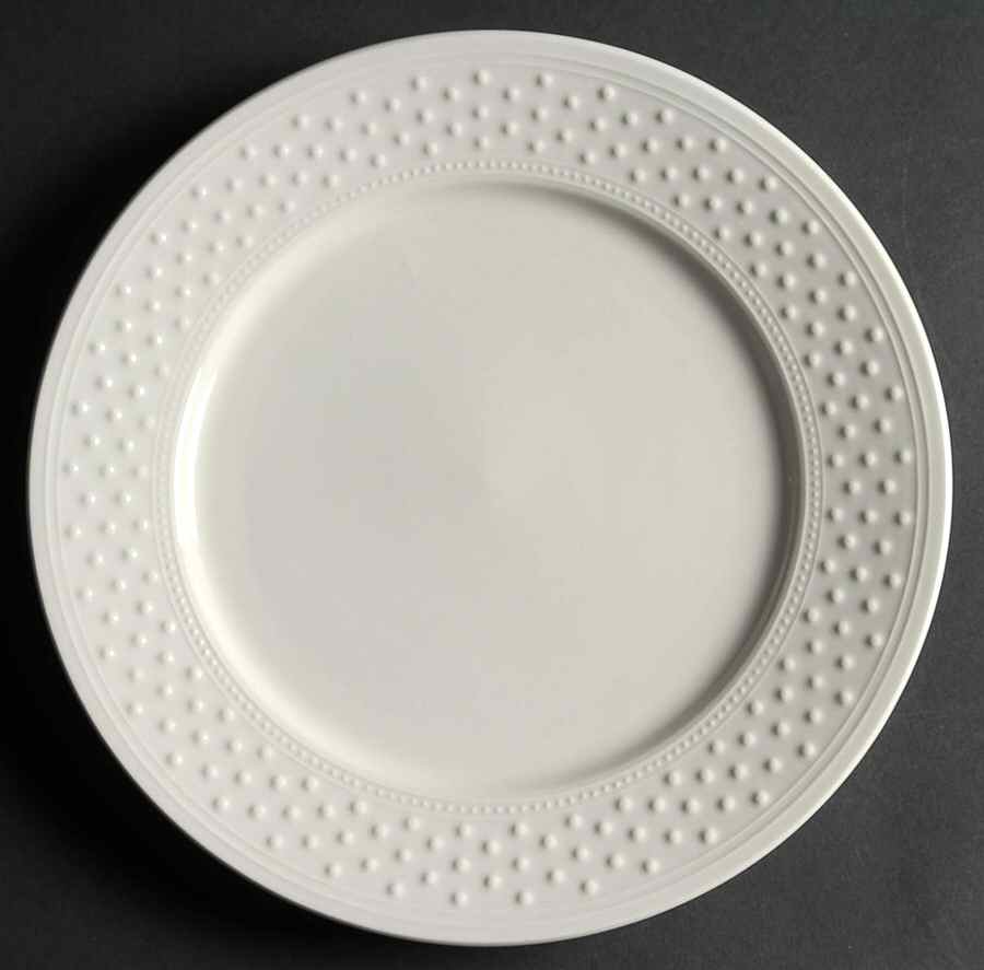 Dotty Dinner Plate by Oneida-1