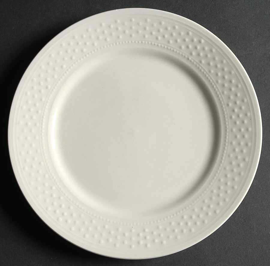Dotty Salad Plate by Oneida-1