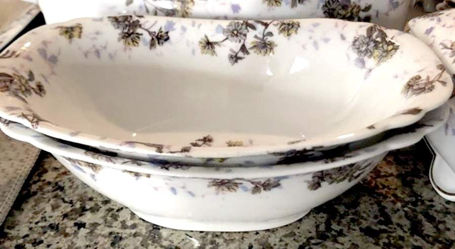 OGU19 8" Oval Vegetable Bowl by Oscar Gutherz (Limoges)-1