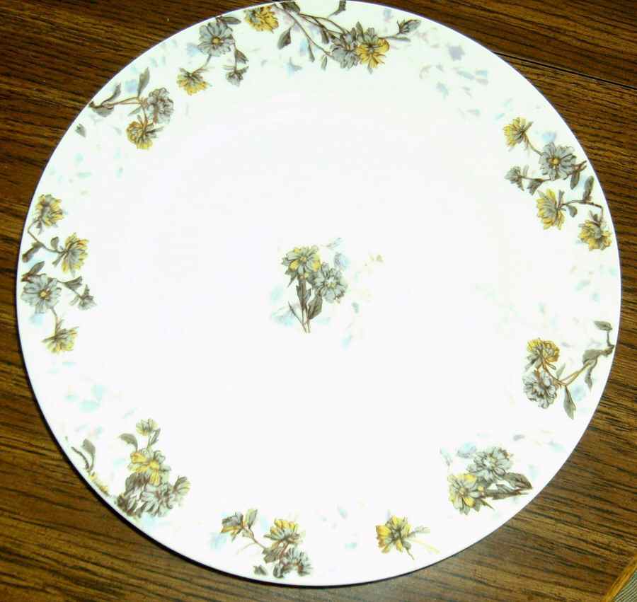 OGU19 Dinner Plate by Oscar Gutherz (Limoges)-1