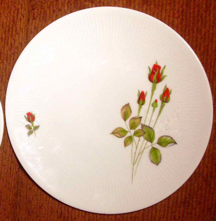 Scarlet Salad Plate by Old Nuremberg-1