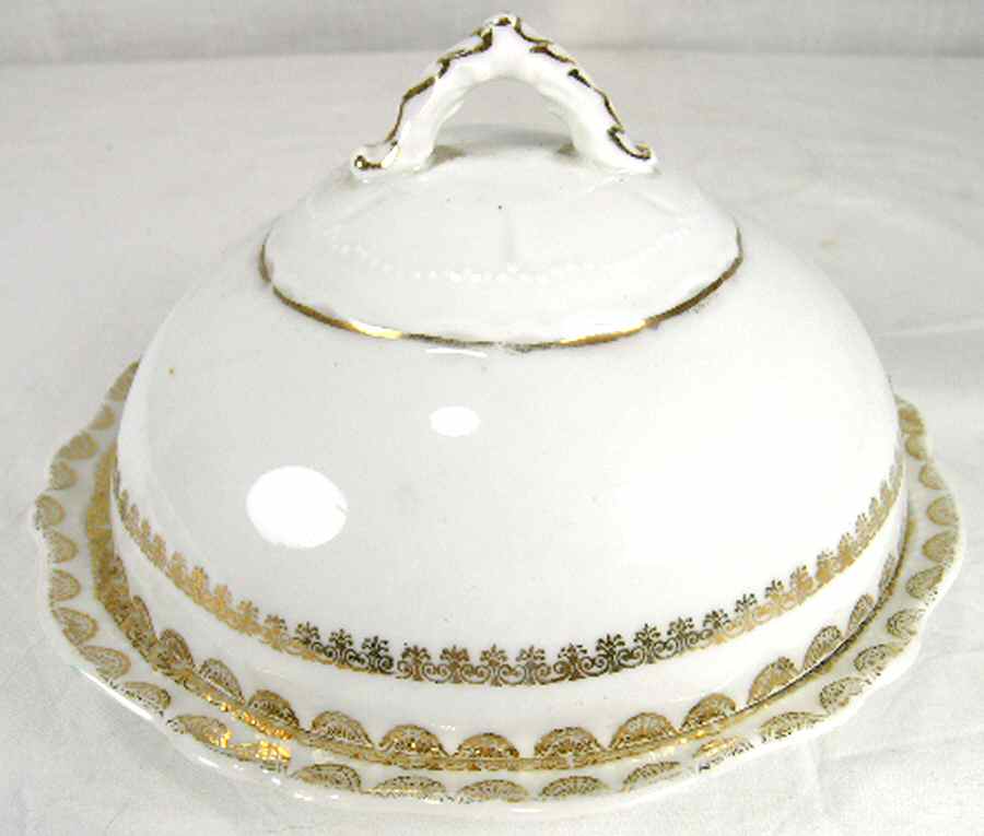 OSG232 Round Covered Butter by Oscar & Edgar Gutherz-1