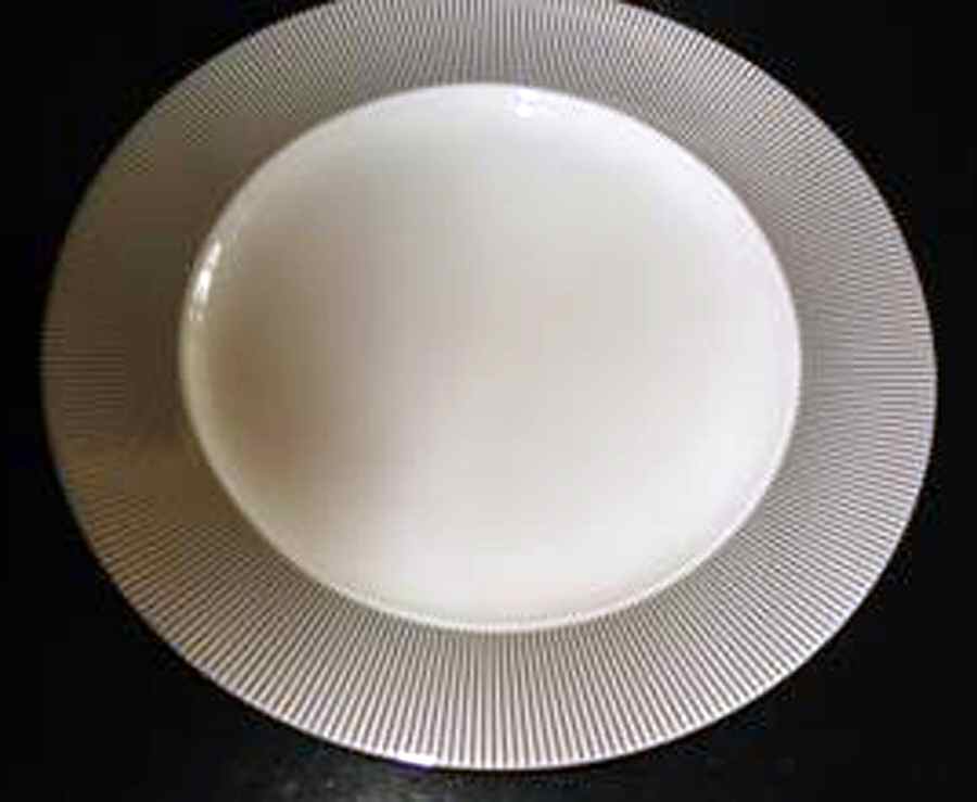 Starburst (Platinum) Dinner Plate by Oneida-1