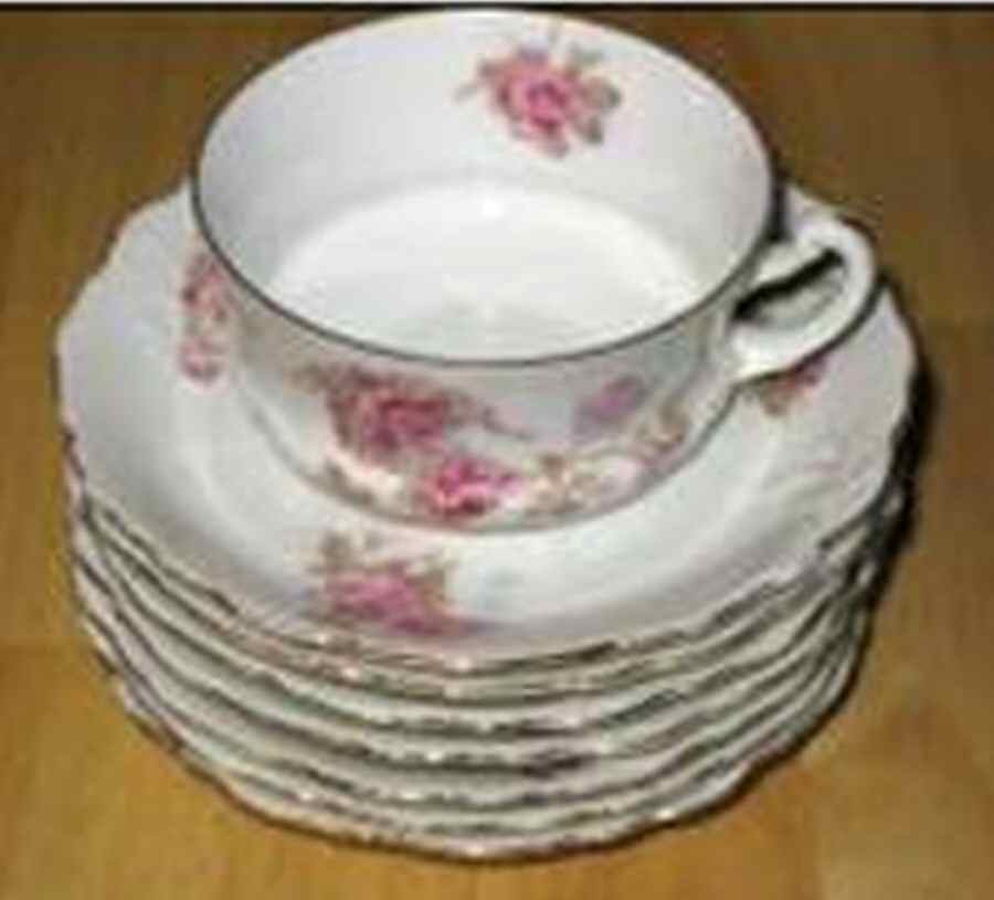 OSG242 Flat Cup & Saucer Set by Oscar & Edgar Gutherz-1