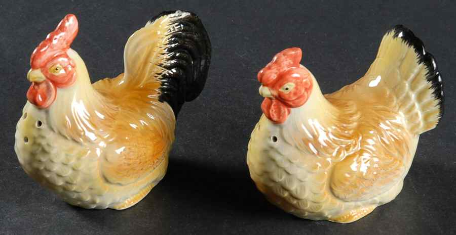Chicken Figural Salt & Pepper Set by Otagiri-1
