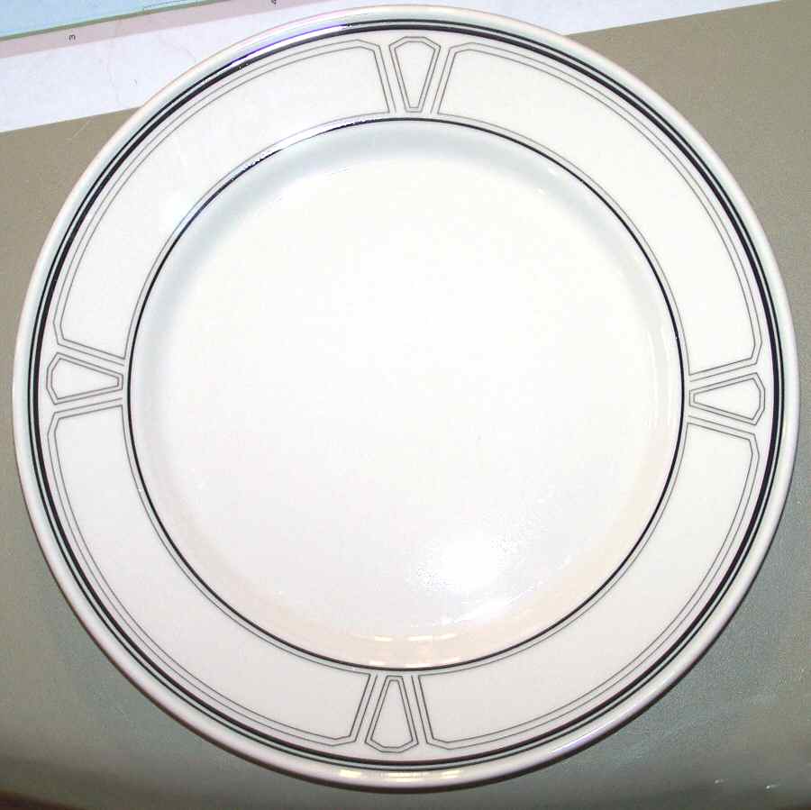 Metro Dinner Plate by Oneida-1