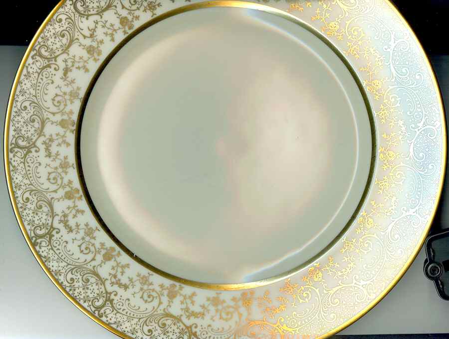 OSN9 Dinner Plate by Osborne (24 K)-1