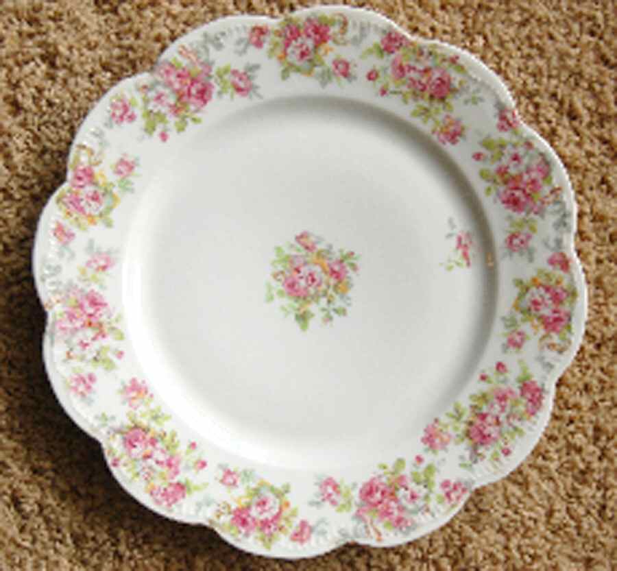 OSG294 Dinner Plate by Oscar & Edgar Gutherz-1