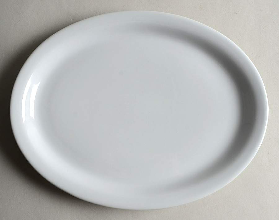 Bright White 11" Oval Serving Platter by Oneida-1