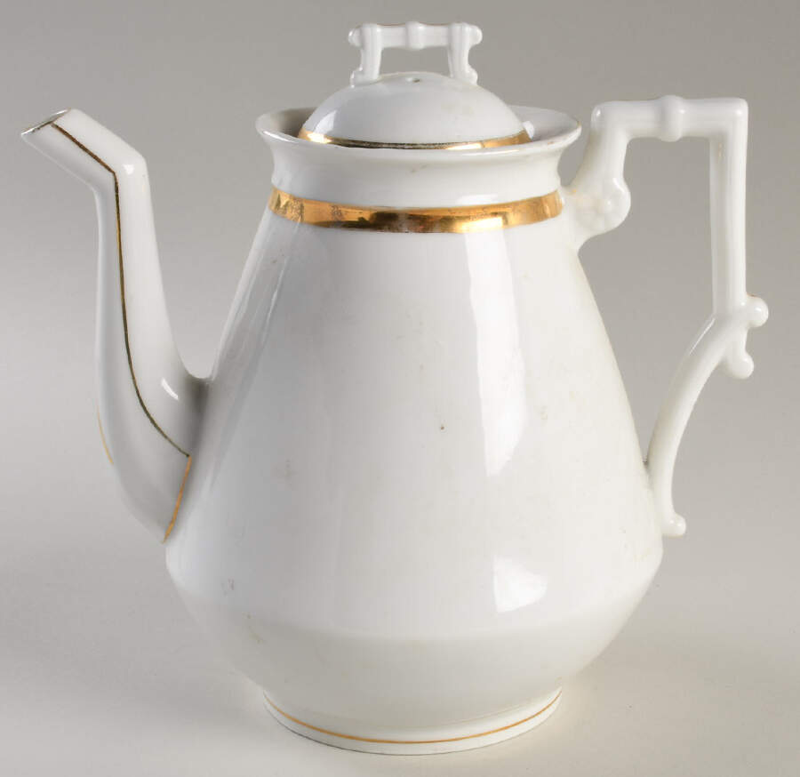 OGU22 Coffee Pot & Lid by Oscar Gutherz (Limoges)-1
