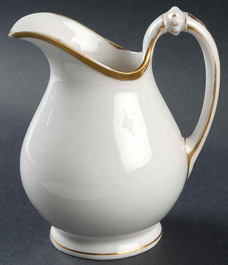 OGU22 Creamer by Oscar Gutherz (Limoges)-1
