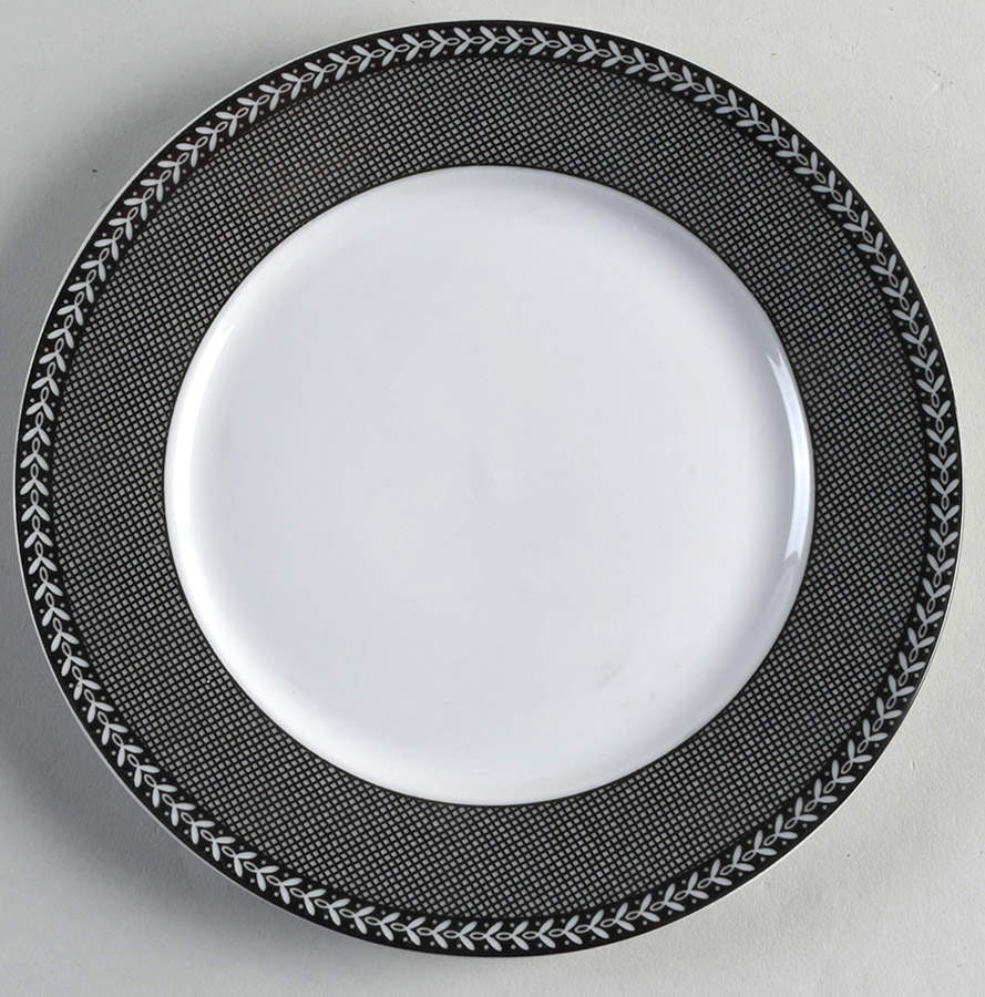 Night Out Salad Plate by Oneida-1