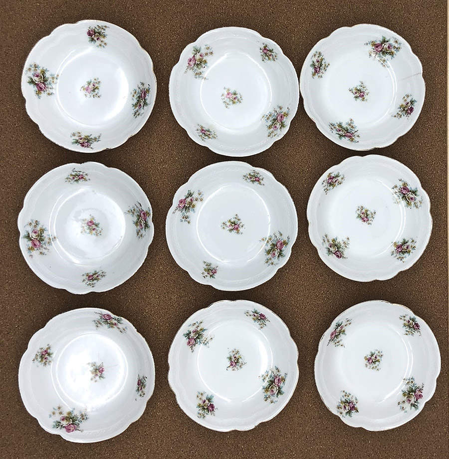 OSG322 Fruit/Dessert (Sauce) Bowl by Oscar & Edgar Gutherz-1