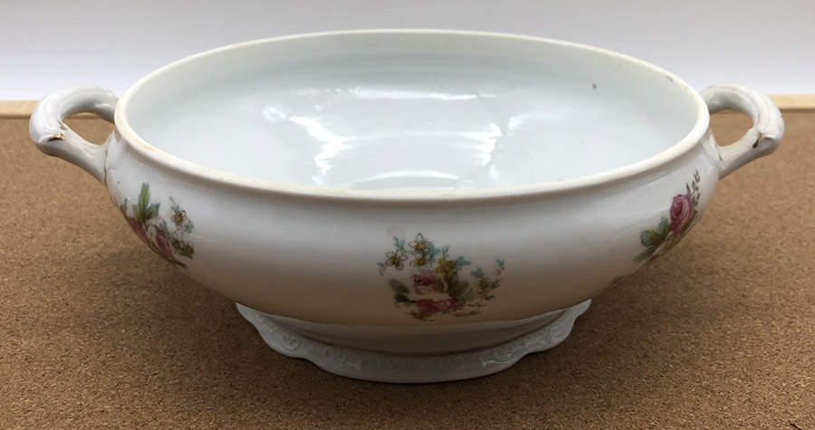OSG322 Round Vegetable No Lid by Oscar & Edgar Gutherz-1